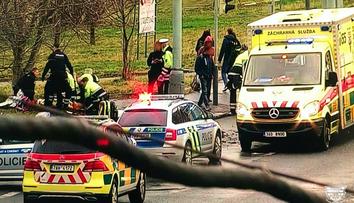 Holčičku srazilo auto, pohotová svědkyně jí poskytla první pomoc