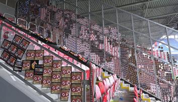 Dva zranění, statisícové škody. Plzeň bude na ligové půdě řešit výtržníky Slavie