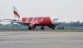PROKLETÉ AEROLINKY: Další letadlo AirAsia v problémech