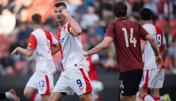 Dojemné gesto Slavie. Fotbalisté potěšili oddaného fanouška