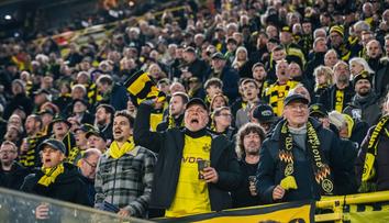 Odložte telefony, dostanete odměnu. Dortmund chce fanoušky bez mobilů