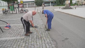 Rožnov řeší problémy s bezdomovci. Radnice se rozhodla je zaměstnat