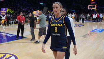 Ve WNBA vzniká nebezpečný trend. Fanoušci hází na hřiště erotické pomůcky