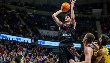Nymburk opět přejel Bandirmu a je ve čtvrtfinále Ligy mistrů