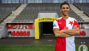 Slavia vítá posilu! Dánský obránce nahradí Coufala i s číslem