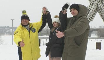 Láska v řetězech. Pár se nechal spoutat na tři měsíce, bude to rekord?
