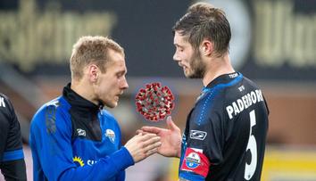Zákaz podávání rukou! Sportovní rituály musí kvůli koronaviru stranou