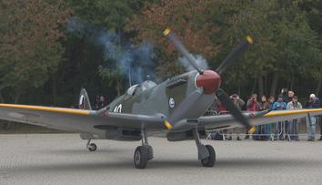 Do Česka se vrátil legendární spitfire. Létal s ním i československý pilot RAF