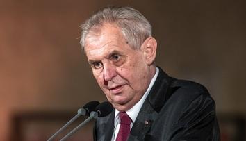 Zeman prozradil, jak je na tom se zdravím. "Už udělám několik kroků," řekl