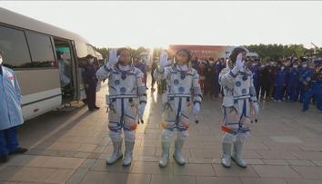 Další průlom v dobývání vesmíru! Z Číny odstartovala raketa Šen-čou 16