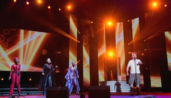 KONCERT TVÁŘE: Pohled do zákulisí, na pódium i fanoušky