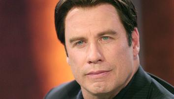 John Travolta šokoval svou novou vizáží. Kde má bagetu, smějí se fanoušci