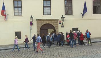 VIDEO: Hrzánský palác se otevřel pro veřejnost