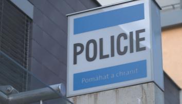 Na Opavsku řádí zlodějská dvojice. Seniorce ukradla 90 tisíc korun