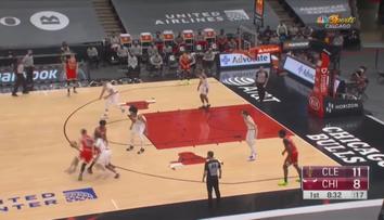 Chicago prohrálo i s Clevelandem, nestačilo ani Satyho 11 bodů
