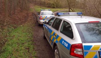 Policie našla u Veselí zmateného muže. Poznala ho přítelkyně