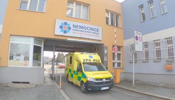 Nemocnici v Ústí nad Orlicí postihl blackout. Rodičky i děti musely jinam