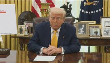 Zmanipuloval svými cly Trump trhy? Bude to mít právní dohru, říká amerikanista
