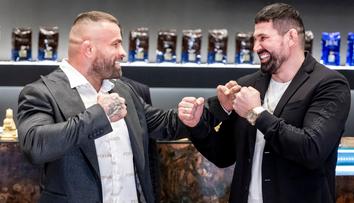 Vémola láká na Odvetu století. S Véghem napodobili Messiho s Ronaldem
