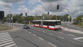 Řidiče v Brně čekají komplikace. Nedávno rekonstruovanou ulici musí opět opravit