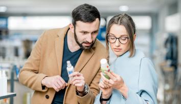 Hygienici varují před oblíbenou kosmetikou. Výrobky jsou nebezpečné