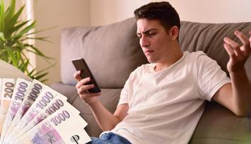 Neplatíte za volání či SMS zbytečně moc? Úřad spustil velký srovnávač