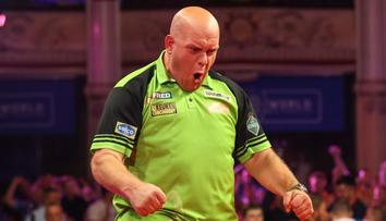 Hvězdný van Gerwen po rozchodu září. Sundal rovnátka a zhubl několik kil