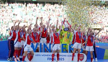 Ženy Arsenalu vyhrály Ligu mistryň. Ve finále zdolaly silnou Barcelonu