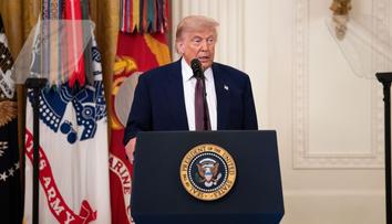 Trump se pustil do trenéra Anglie. Po vyřazení z MS ostře zkritizoval jeho taktiku