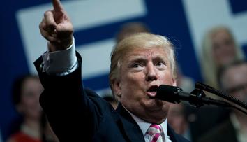 Bývalý prezident USA komentátorem! Trump okoření boxerský svátek