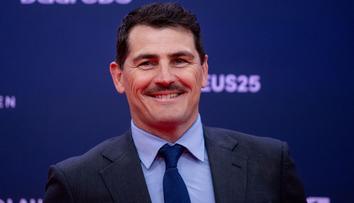 Brankář Casillas překvapil fanoušky tajemnou zprávou, pak vše vysvětlil