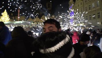 Oslavy nového roku byly v Praze klidnější. Padaly ale pokuty za pyrotechniku