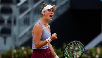Skvělá Vondroušová! Po boji porazila Bertensovou a v Tokiu postupuje