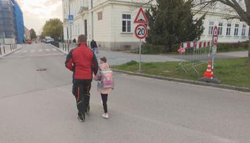 V Dobříši spouští projekt Pěšky do školy. Má zvýšit bezpečnost dětí a chodců