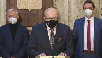 Válek představil odborný tým, který pomůže zvládat epidemii. Přirovnal ho ke Kochovu institutu