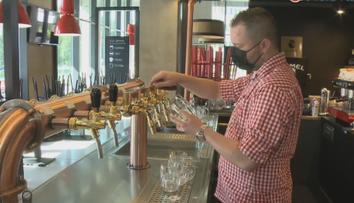 Špatně načepované pivo můžete vrátit. Sládek poradil, co si pohlídat