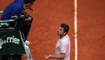Wawrinka na French Open vyjel na rozhodčího, chtěl obyčejnou vodu