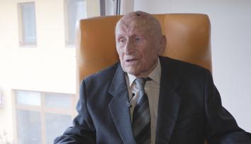 Nejstarší muž v Česku oslavil 103. narozeniny. Ženě je 109 let
