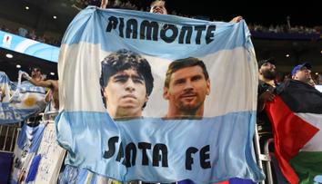 Messi, nebo Maradona? České fotbalové osobnosti mají jasno! Švancara věští divočinu s Anglií