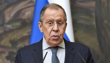 Lavrov na Aljašce vyvolal svým svetrem pobouření. Ukázal jasně, o co Rusku jde, zuří lidé