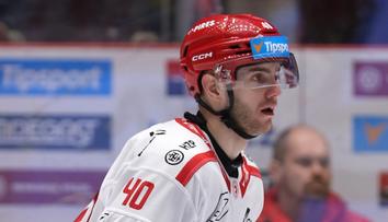 Extraligový šampion do toho praštil. Na svatbě oblékl kroj, nechyběli hvězdní spoluhráči