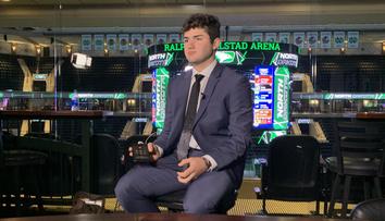 Sněz ten bonbón z pisoáru! Mladíka stála šikana na škole místo v NHL
