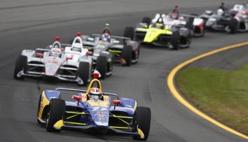 V Poconu dominoval Rossi a zdramatizoval šampionát IndyCar