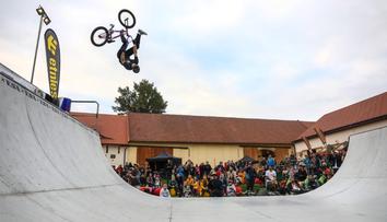BMX závodník Michal Beran předvedl parádní triky v Telči a vyhrál MČR