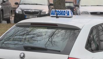 Policie řeší případ nepoctivé psycholožky. Za úplatky měla vydávat potvrzení