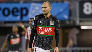 Strach o nizozemského kanonýra. Bas Dost během utkání zkolaboval