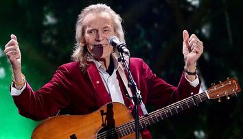 Zemřel písničkář Gordon Lightfoot. Jeho slavné hity zpíval i Nedvěd či Tučný