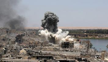 Velká rána pro ISIS, teroristé ztratili Mosul. Město je zničené