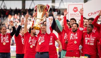 Exsparťan slaví senzační titul. Příští rok by měl trénovat v Bundeslize