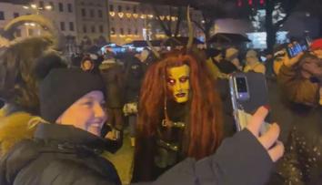 Průvod krampusáků v Jihlavě: Syna čertice měli zbít místní výrostci